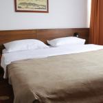 Dvokrevetna soba sa francuskim ležajem