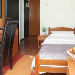 Economy jednokrevetna soba sa pomoćnim ležajem